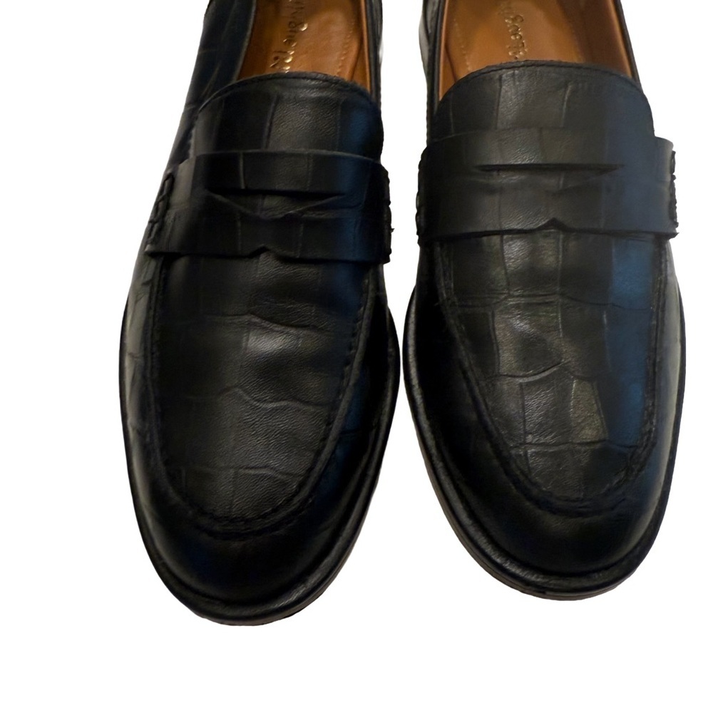 J. McLaughlin Women’s Concetta Black Leather Loafers in Embossed Croc Sz 7 EUC - Picture 3 of 13